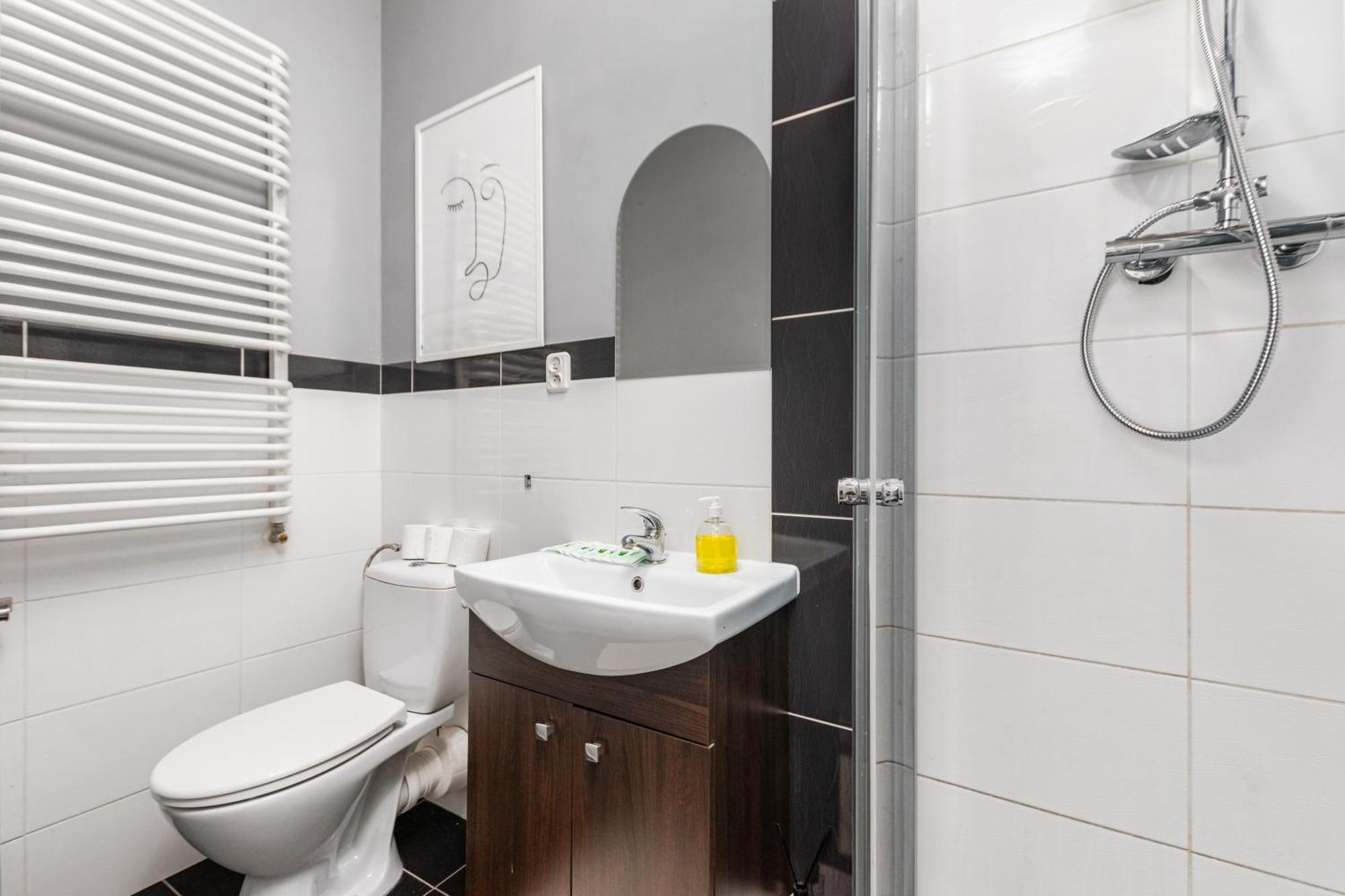 Nowogrodzka 44 By Homeprime Warsawa Bagian luar foto
